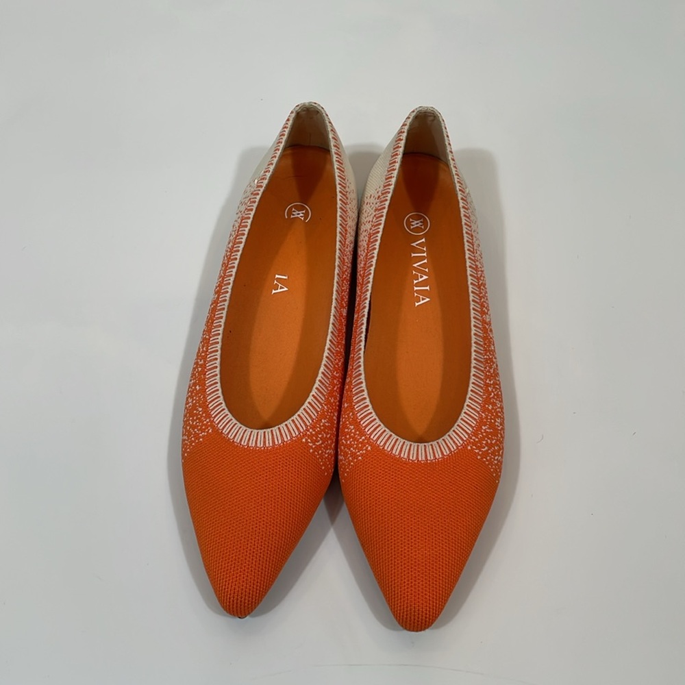 Vivaia Flats Size 39 Orange And Cream Stretch Knit EUC - Picture 2 of 9